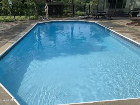 8 Fox Glove Court Wynantskill NY 12198
