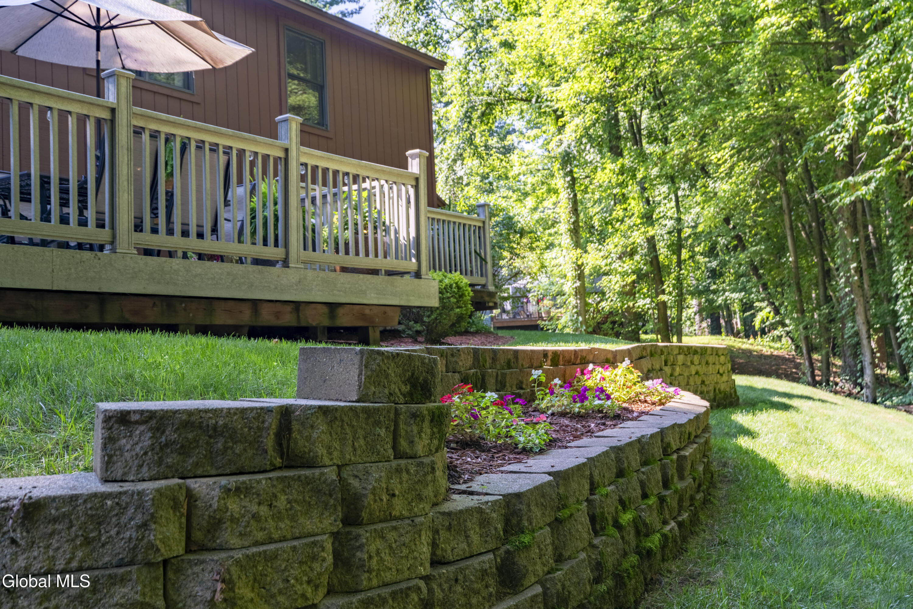 19 Meadow Rue Place Malta NY 12020