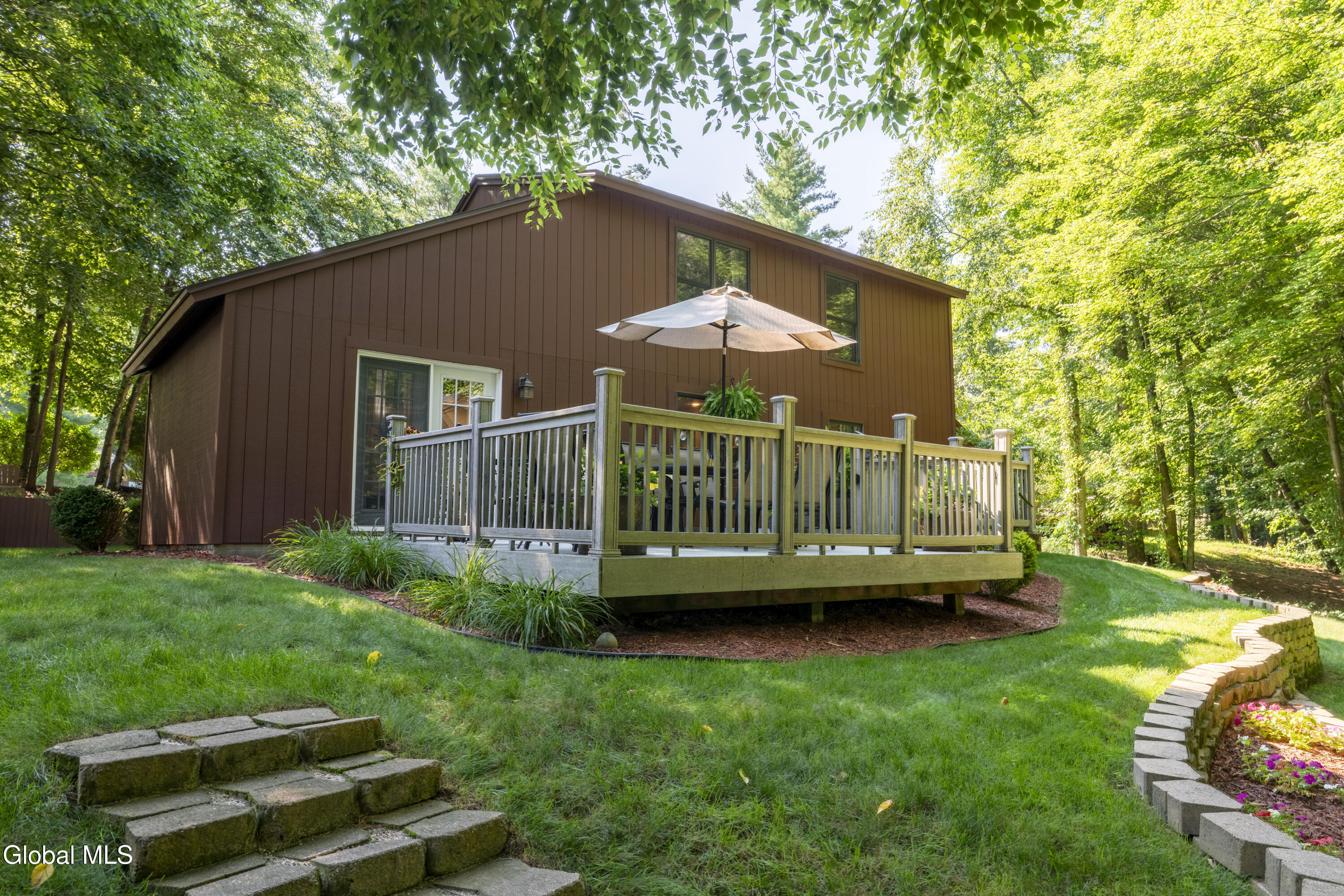 19 Meadow Rue Place Malta NY 12020
