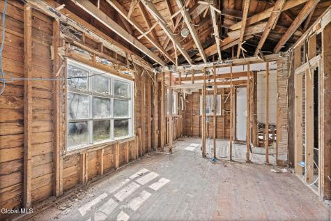 929 Pearse Road Niskayuna NY 12309