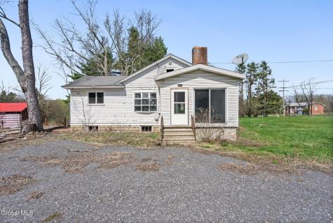929 Pearse Road Niskayuna NY 12309