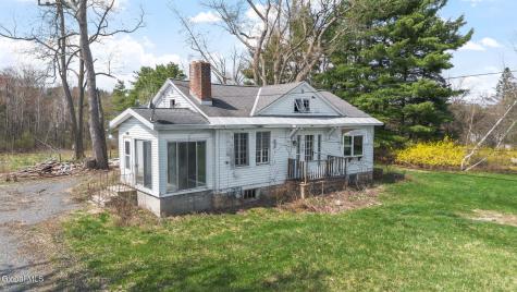 929 Pearse Road Niskayuna NY 12309
