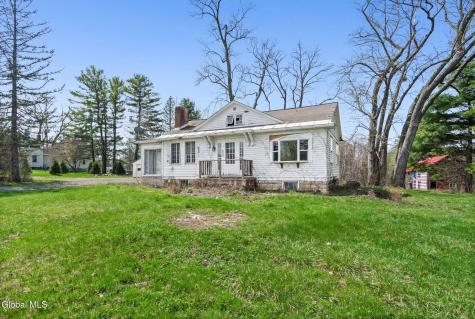 929 Pearse Road Niskayuna NY 12309