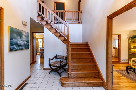 31 Woodridge Drive Loudonville NY 12211