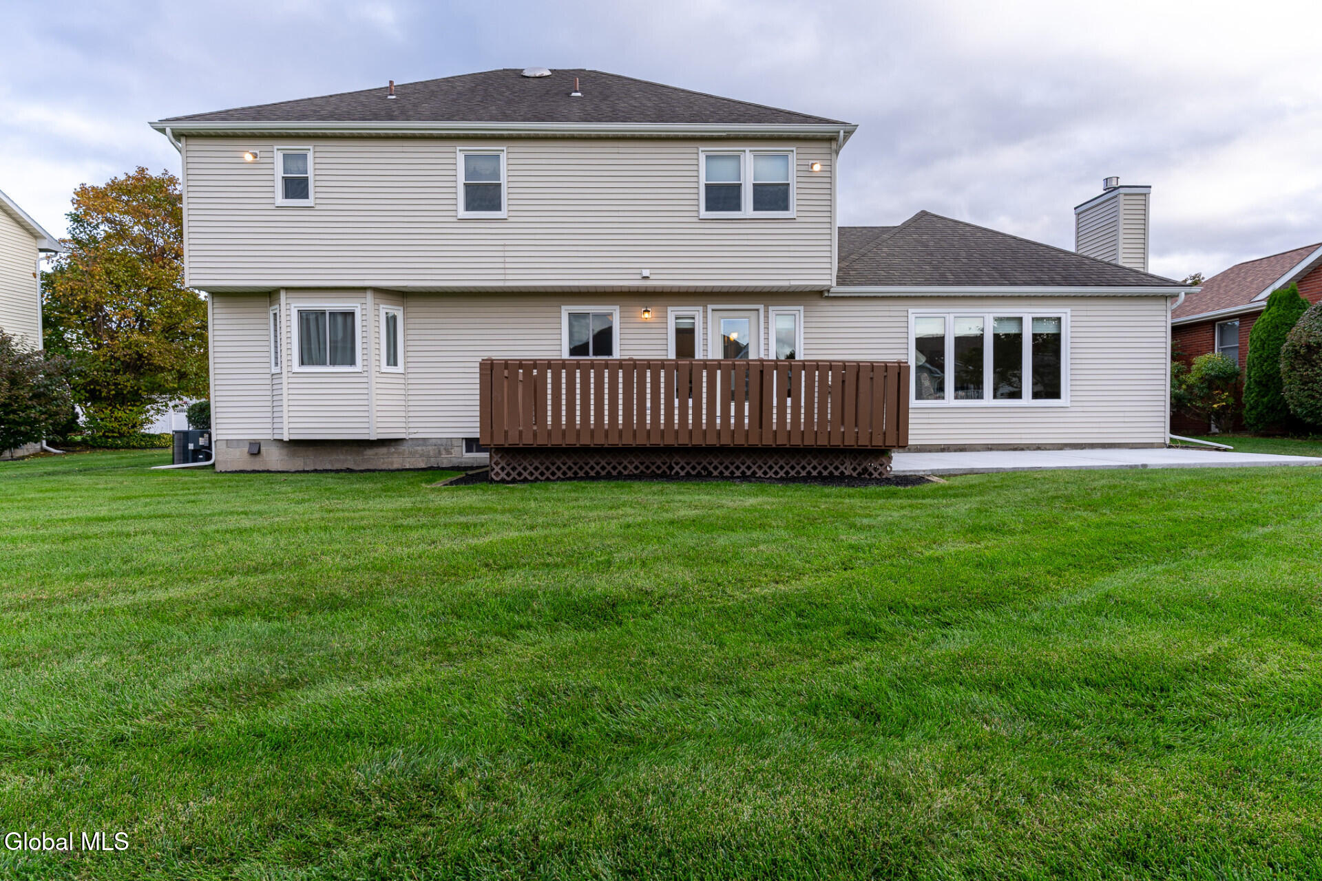31 Woodridge Drive Loudonville NY 12211