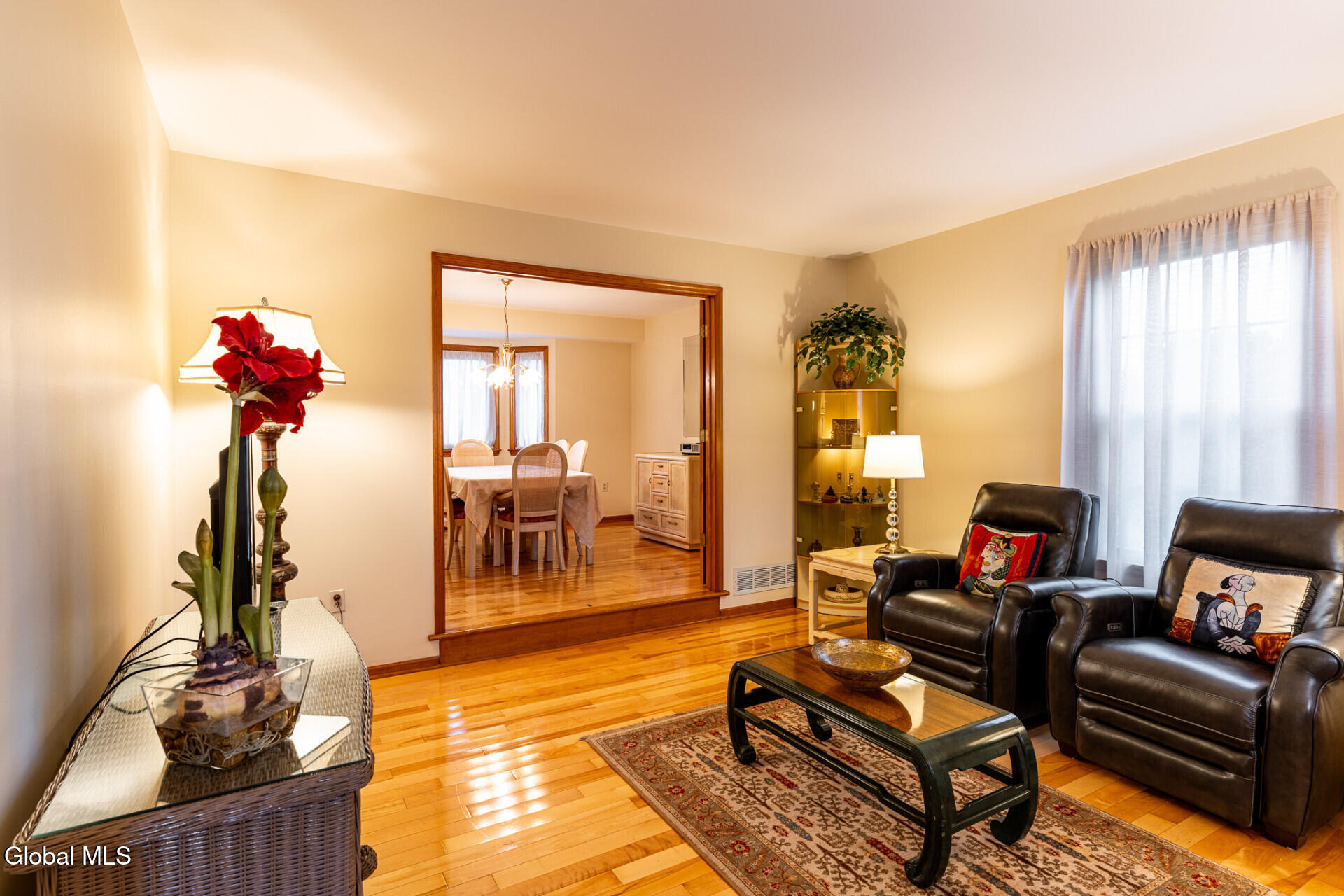 31 Woodridge Drive Loudonville NY 12211