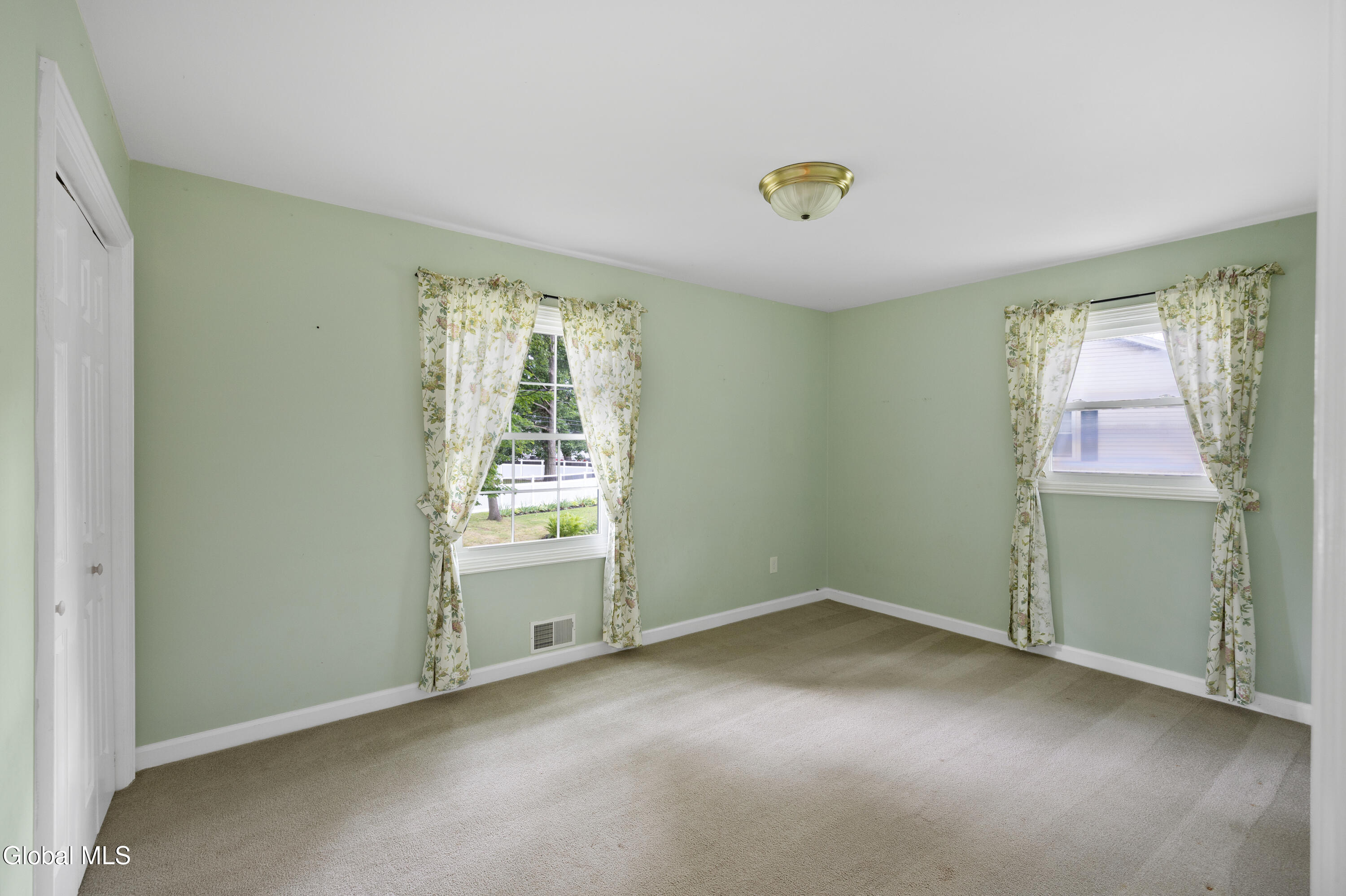759 Downing Street Niskayuna NY 12309
