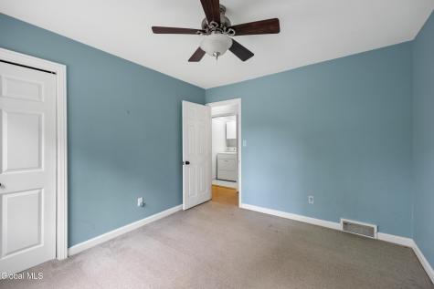 759 Downing Street Niskayuna NY 12309