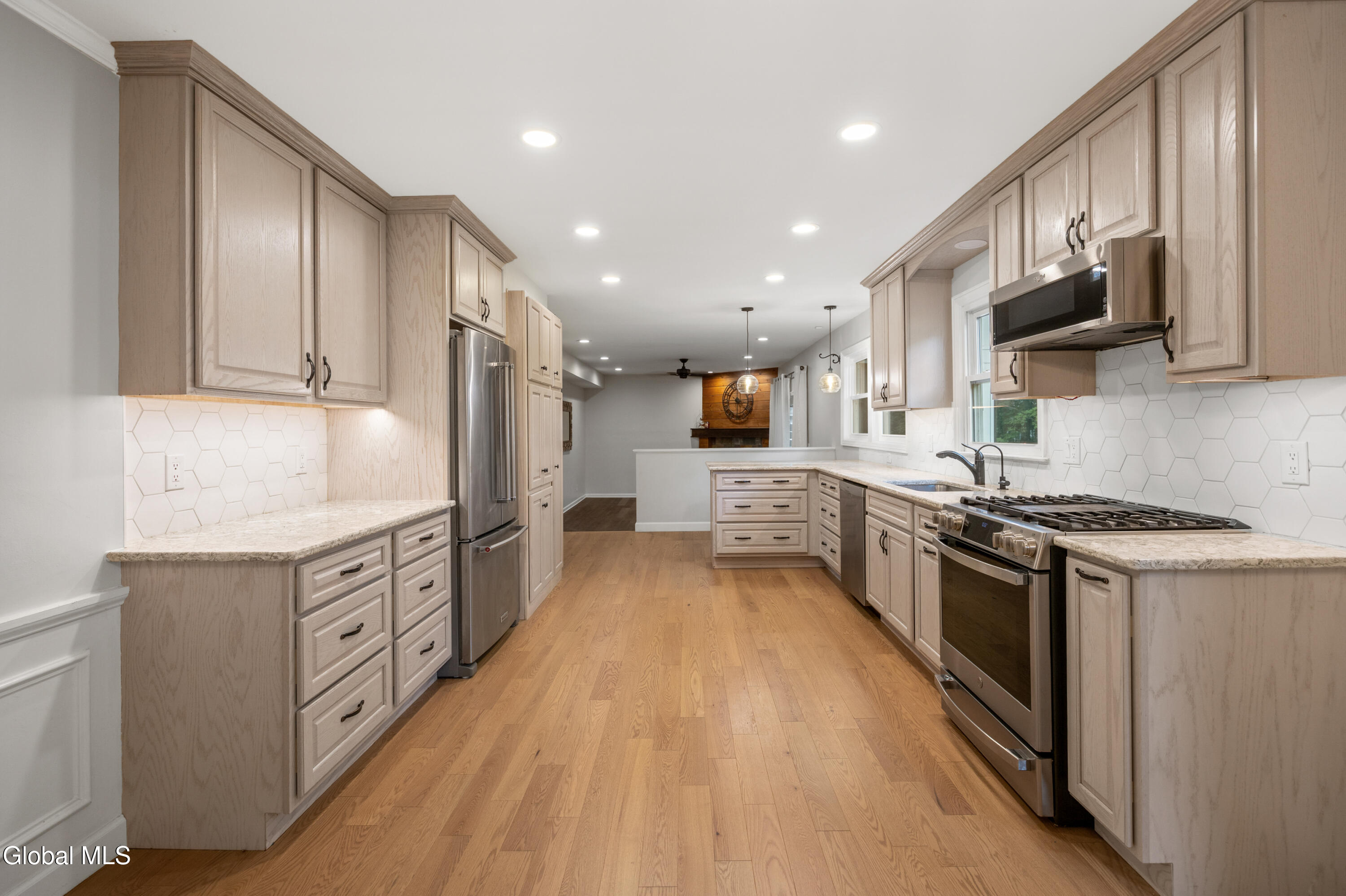 759 Downing Street Niskayuna NY 12309