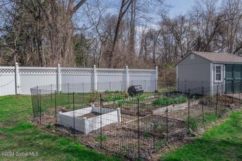 324 Elsmere Avenue Delmar NY 12054