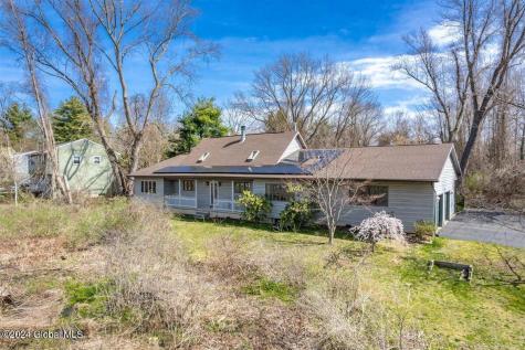 324 Elsmere Avenue Delmar NY 12054
