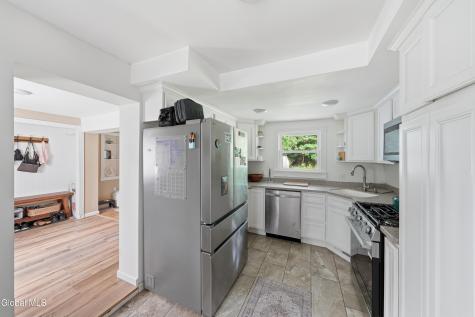 129 Heckeler Drive Glenville NY 12302