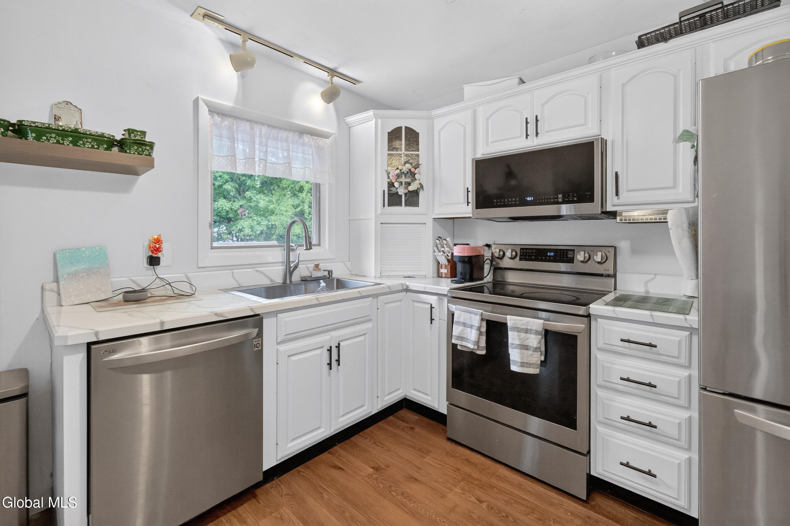 21 Evergreen Clifton Park NY 12065