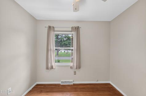 21 Evergreen Clifton Park NY 12065
