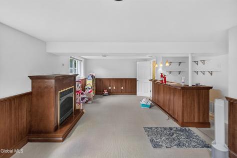 21 Evergreen Clifton Park NY 12065