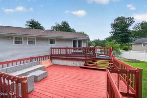 21 Evergreen Clifton Park NY 12065