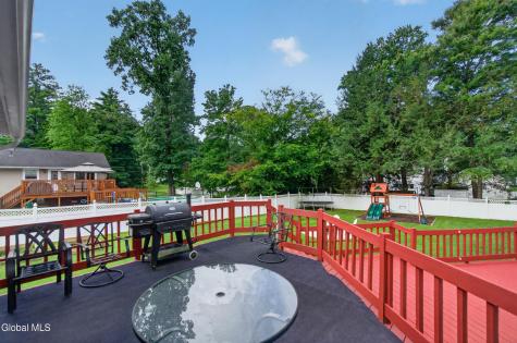 21 Evergreen Clifton Park NY 12065