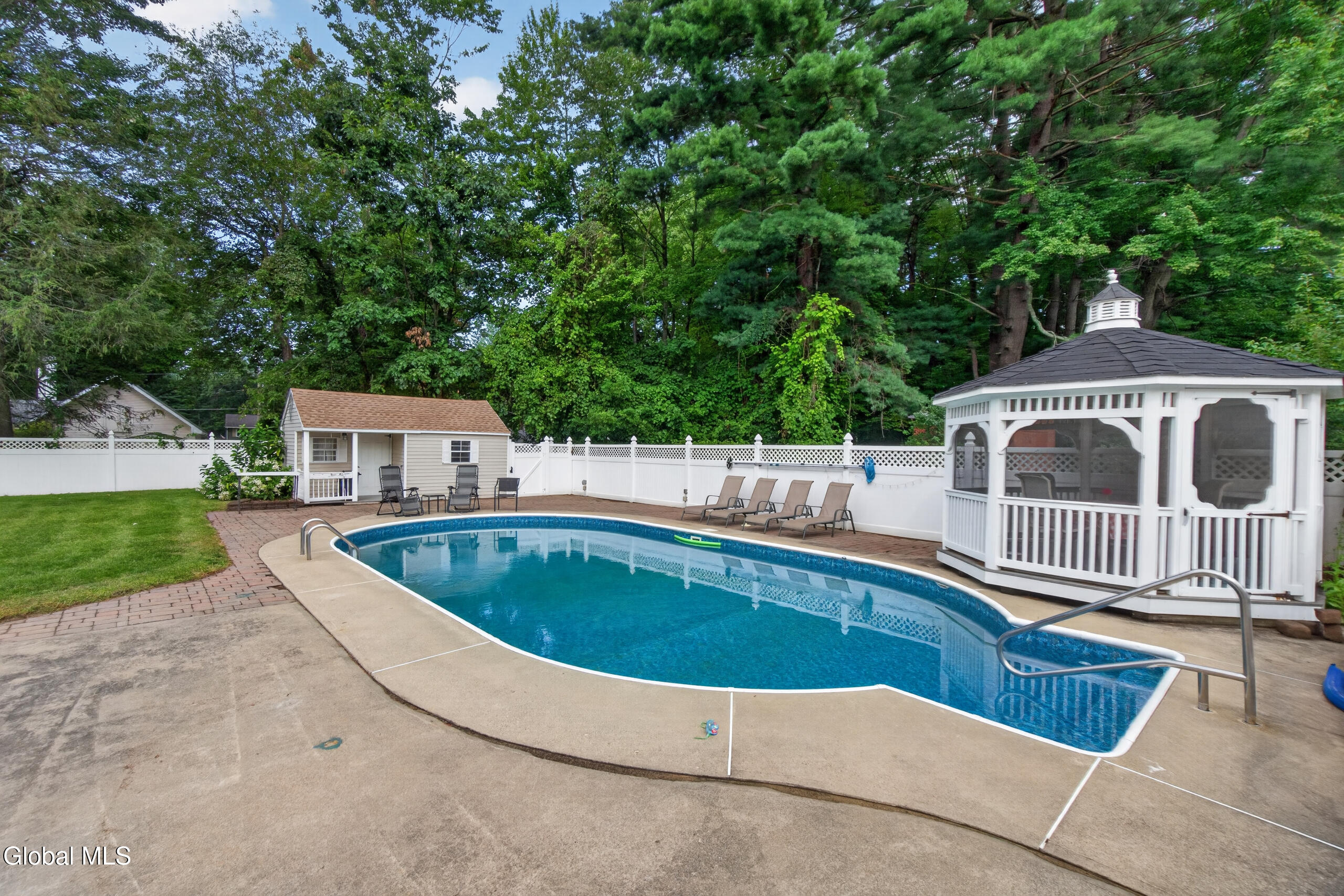 21 Evergreen Clifton Park NY 12065