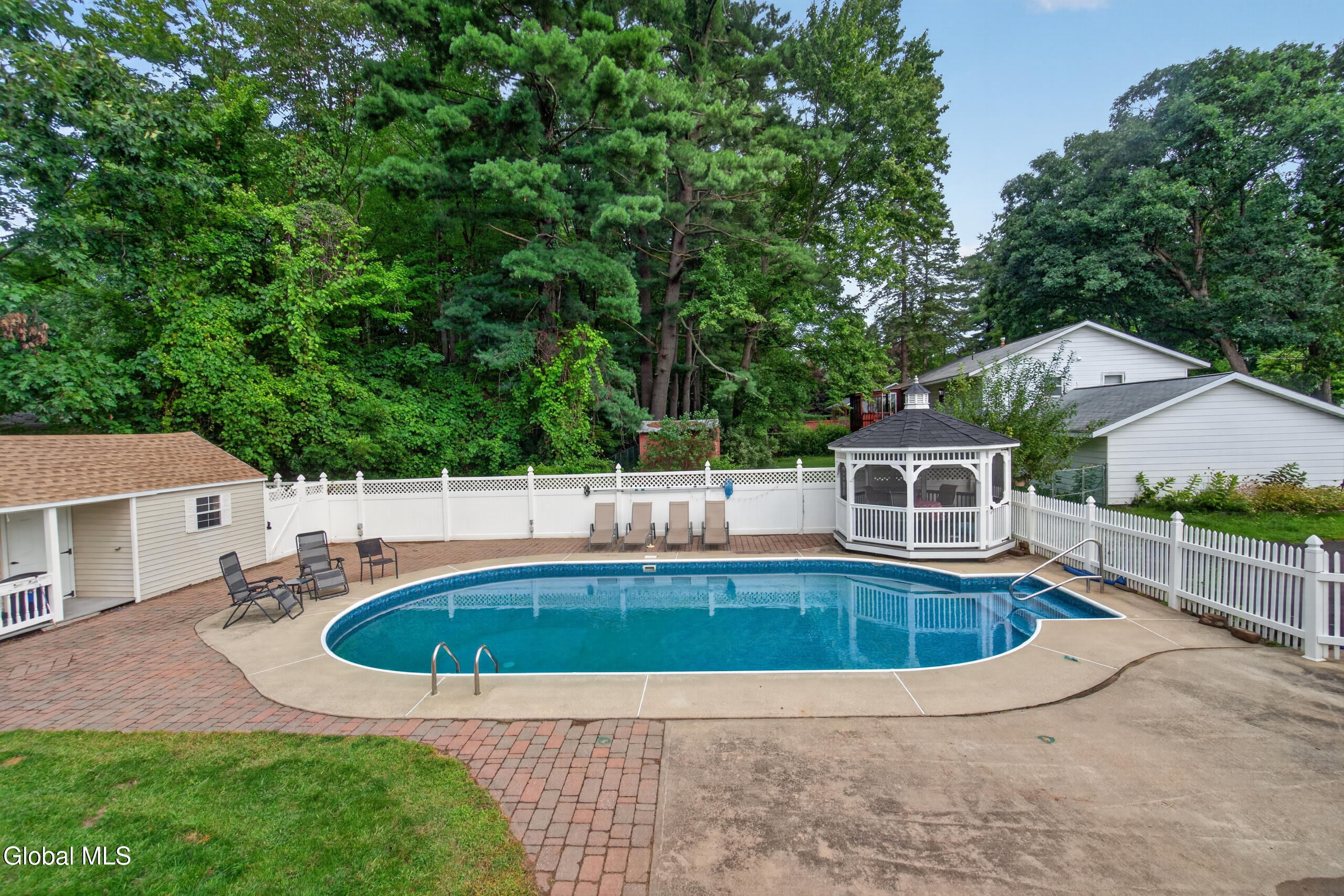 21 Evergreen Clifton Park NY 12065