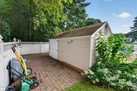 21 Evergreen Clifton Park NY 12065