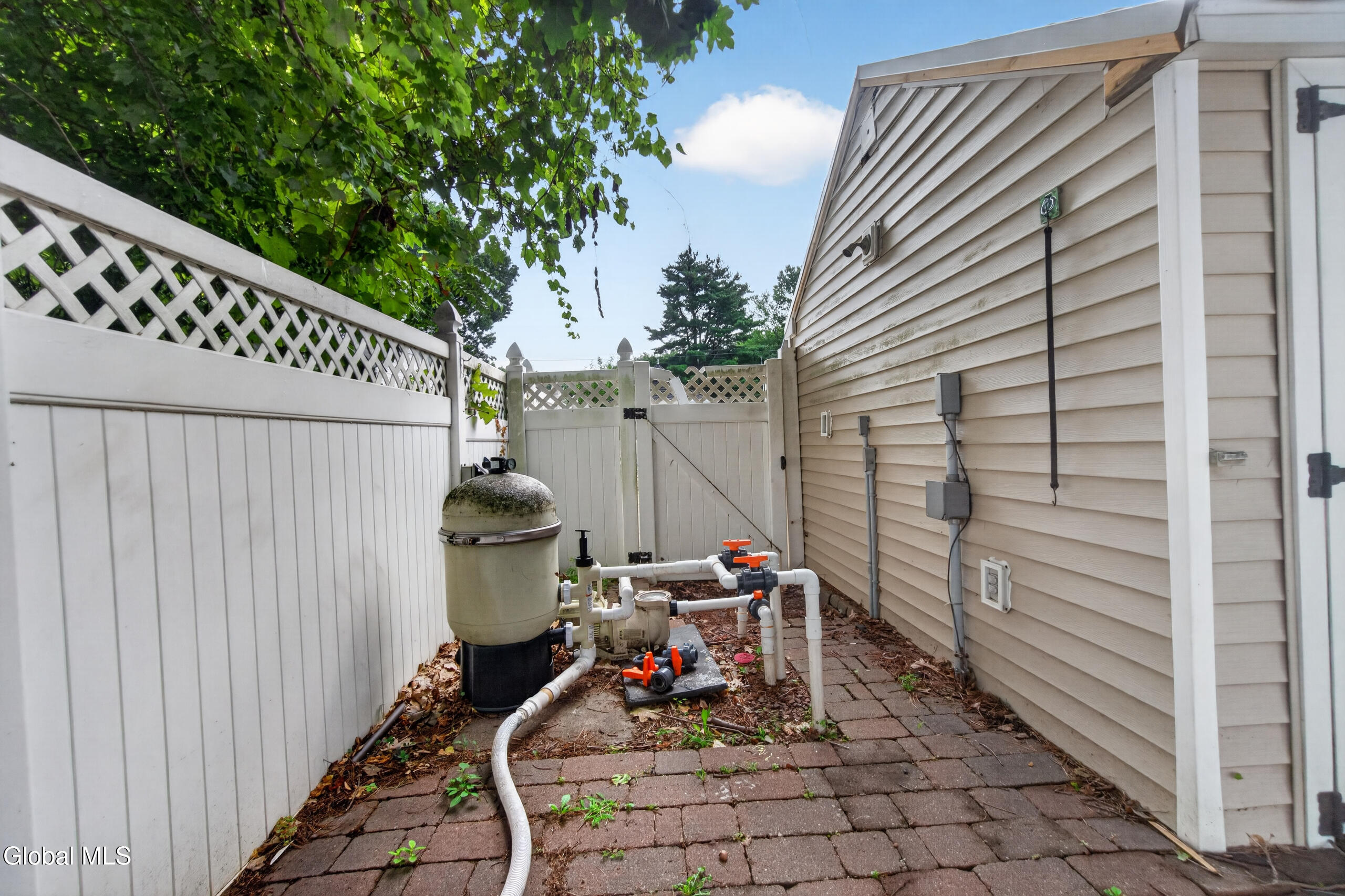 21 Evergreen Clifton Park NY 12065