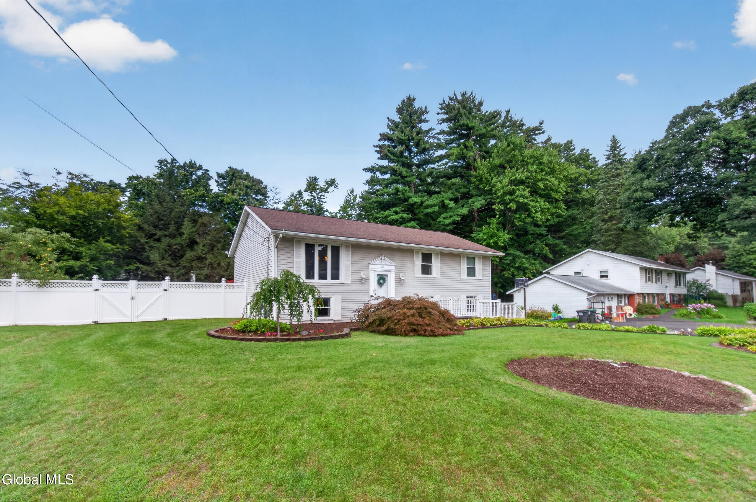 21 Evergreen Clifton Park NY 12065