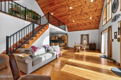 189 Taborton Road Averill Park NY 12018