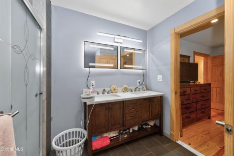 189 Taborton Road Averill Park NY 12018