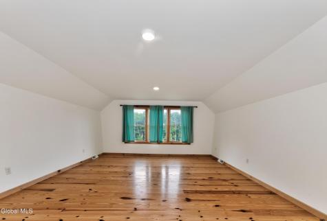 189 Taborton Road Averill Park NY 12018