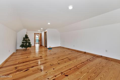 189 Taborton Road Averill Park NY 12018