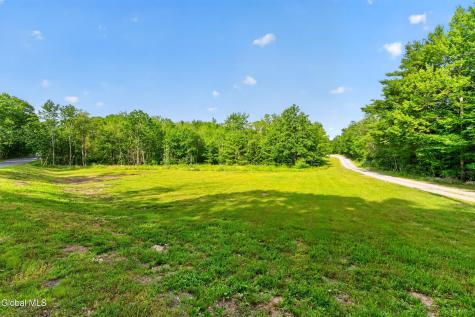 189 Taborton Road Averill Park NY 12018
