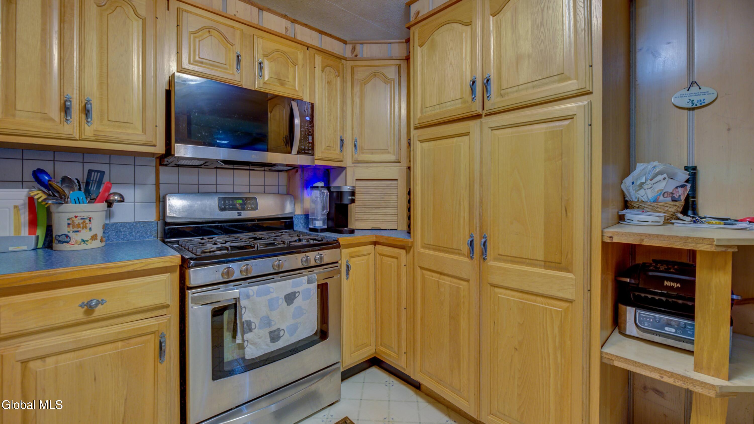 404 North Road Dolgeville NY 13329