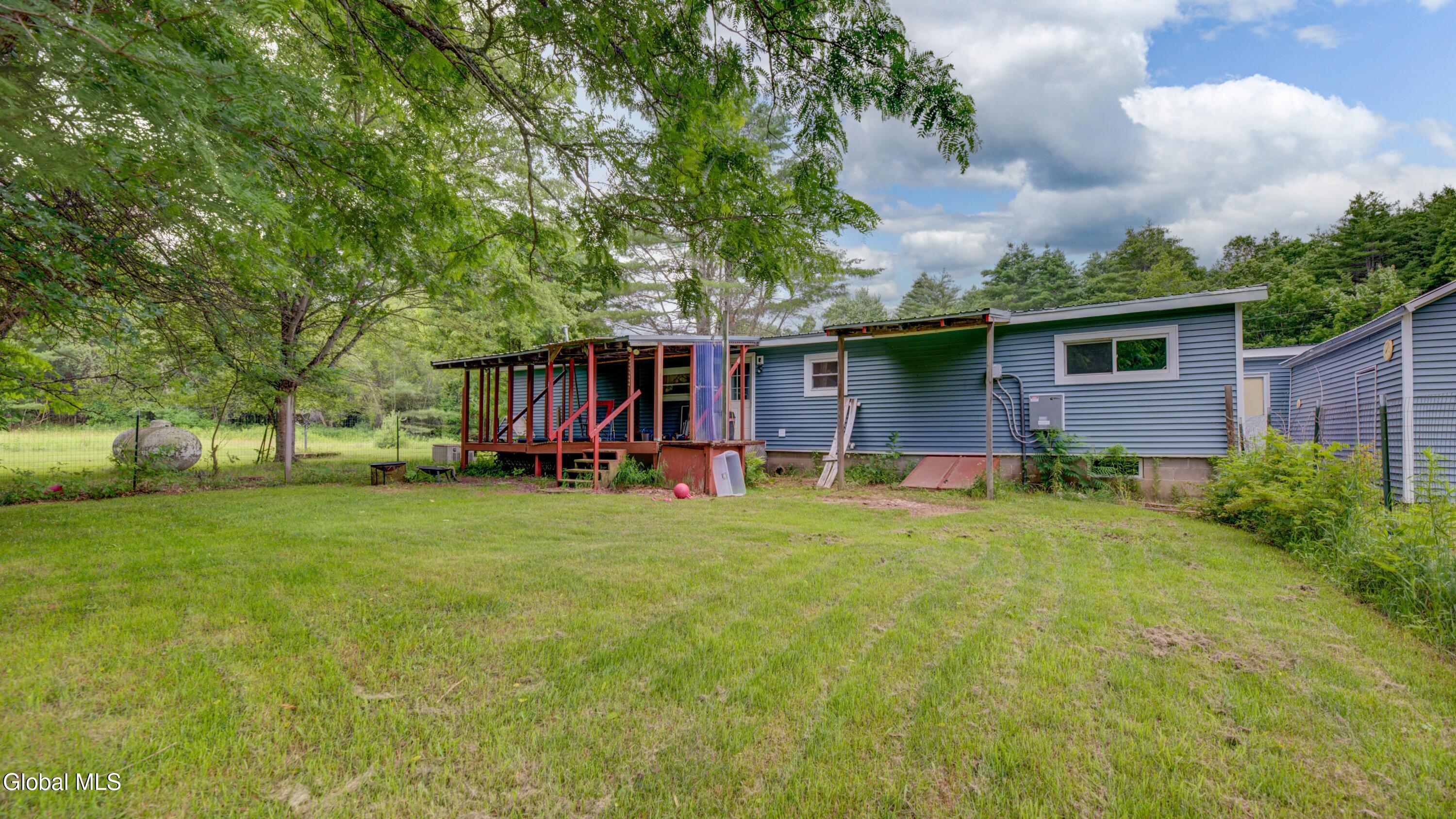 404 North Road Dolgeville NY 13329