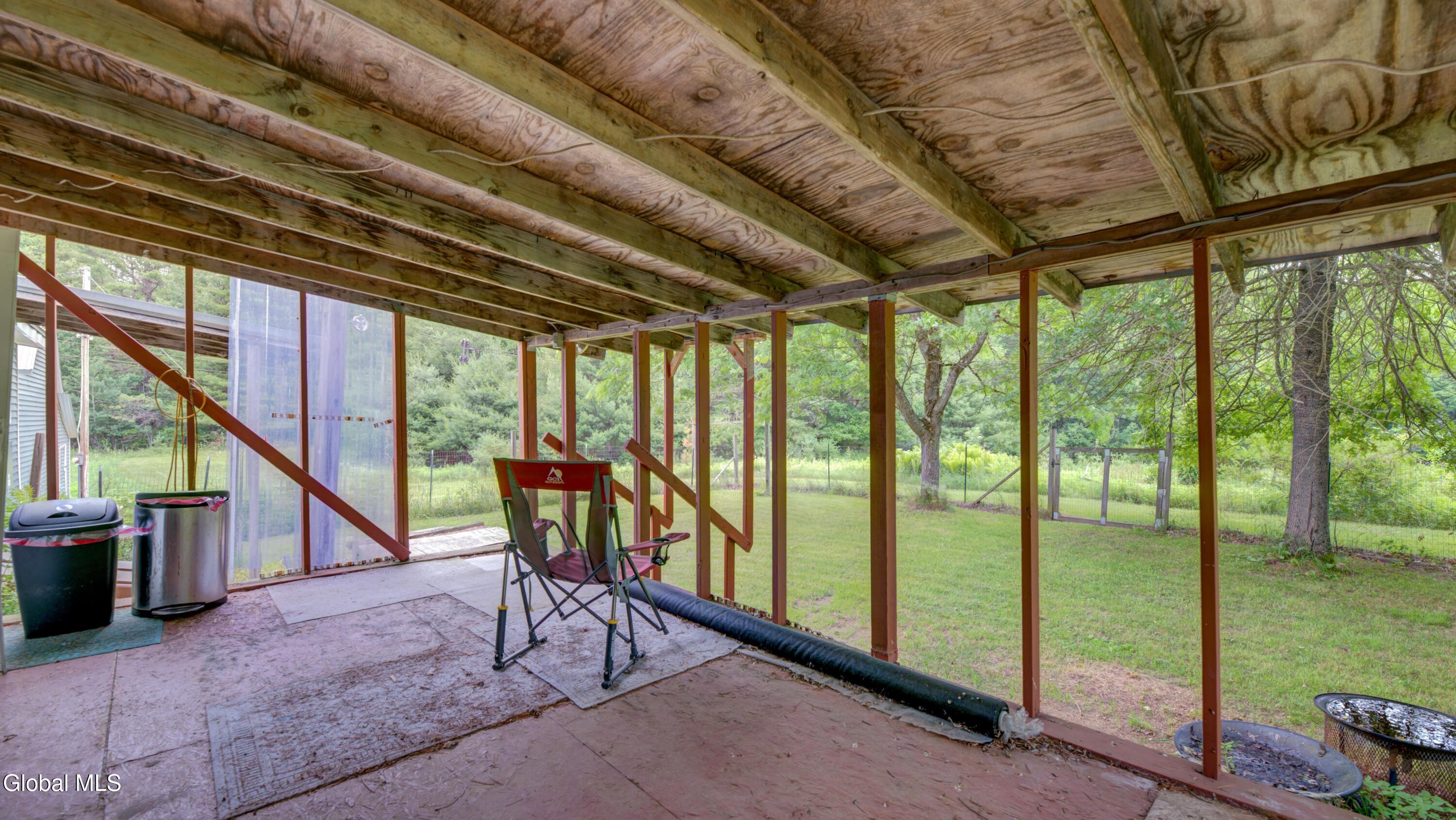 404 North Road Dolgeville NY 13329