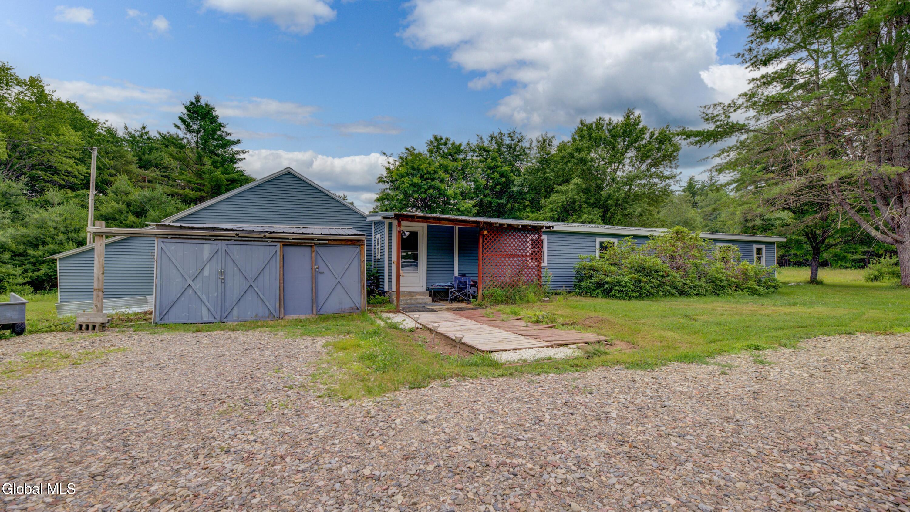 404 North Road Dolgeville NY 13329