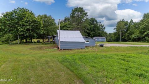404 North Road Dolgeville NY 13329