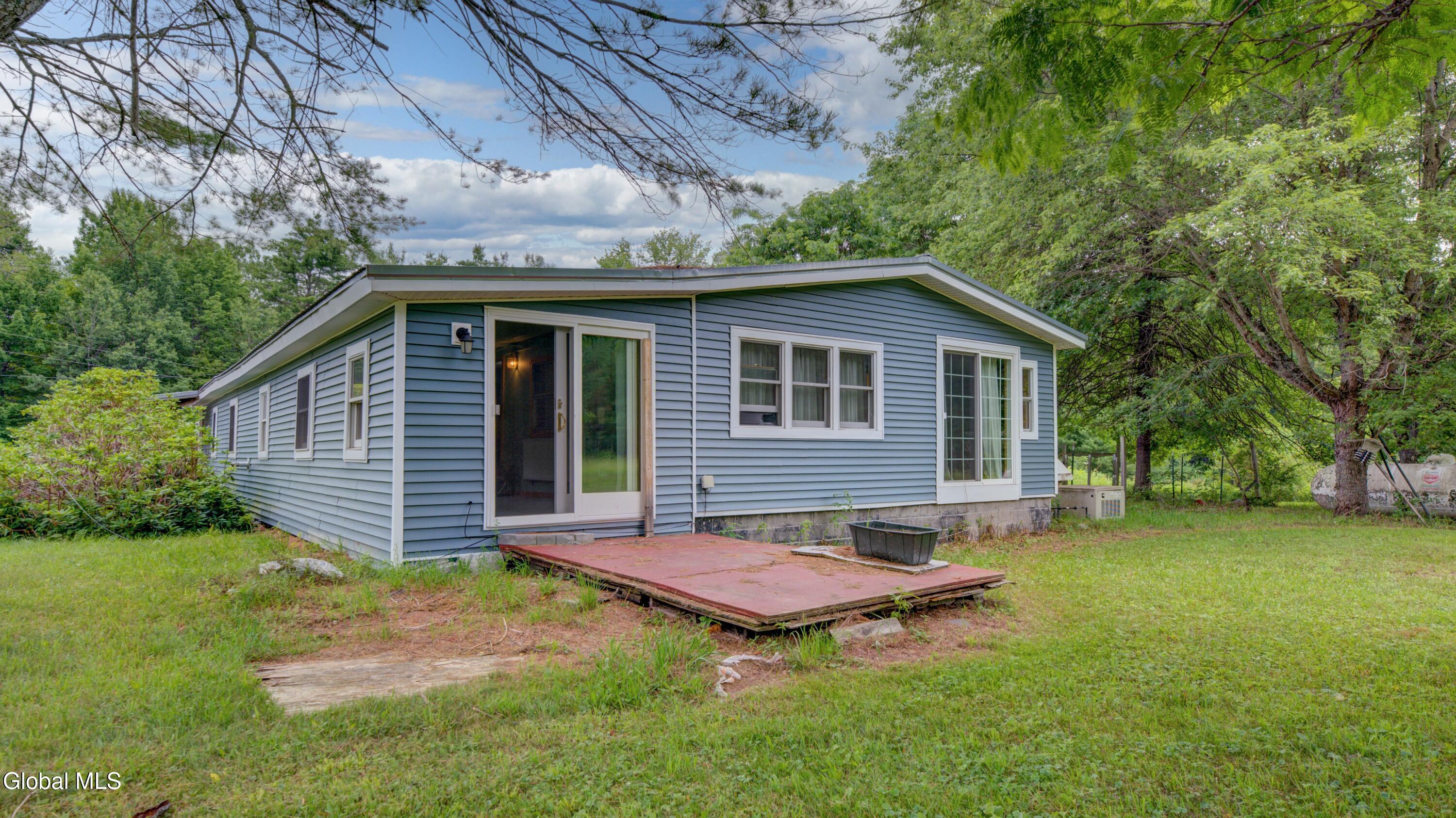 404 North Road Dolgeville NY 13329