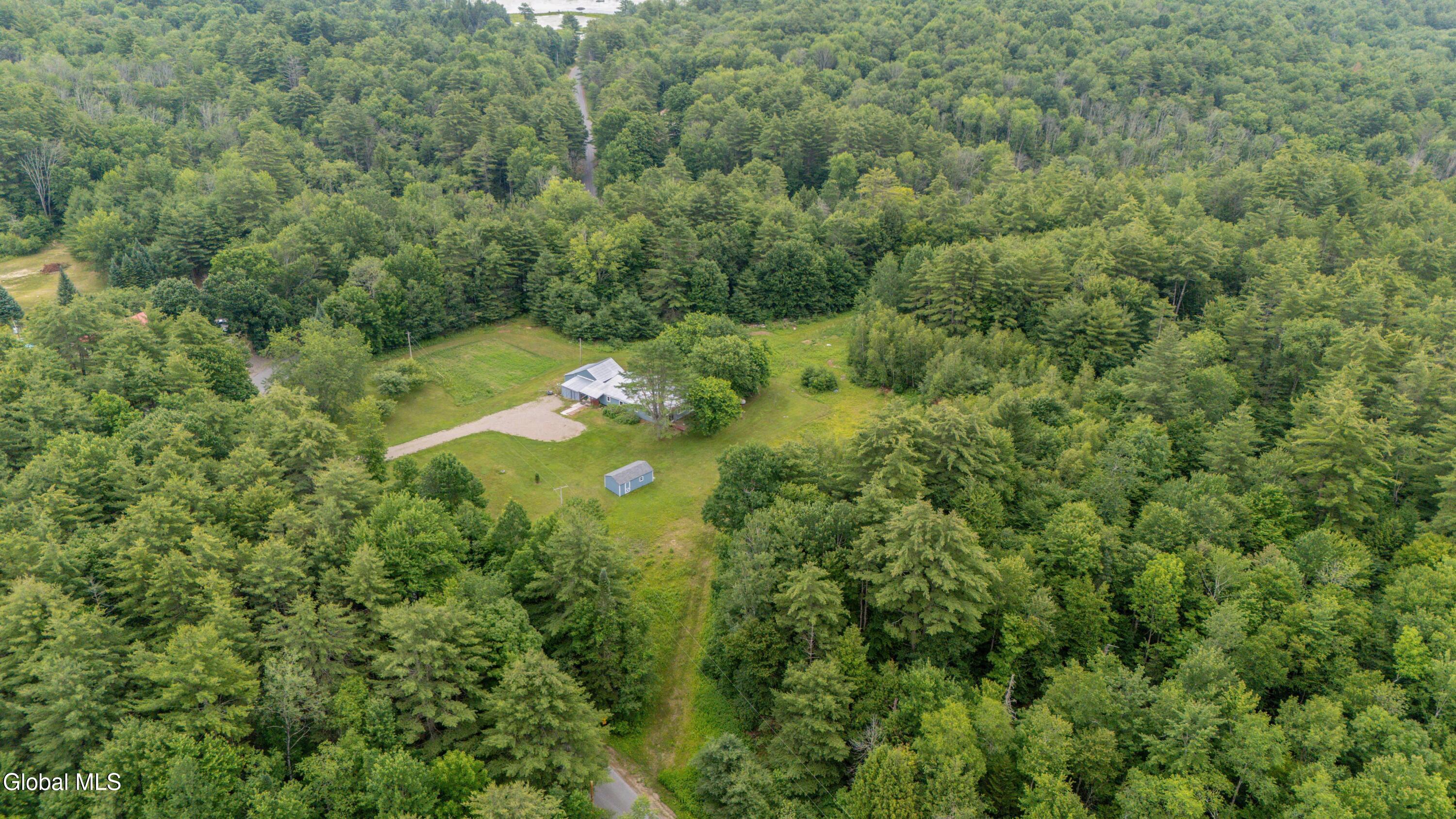 404 North Road Dolgeville NY 13329