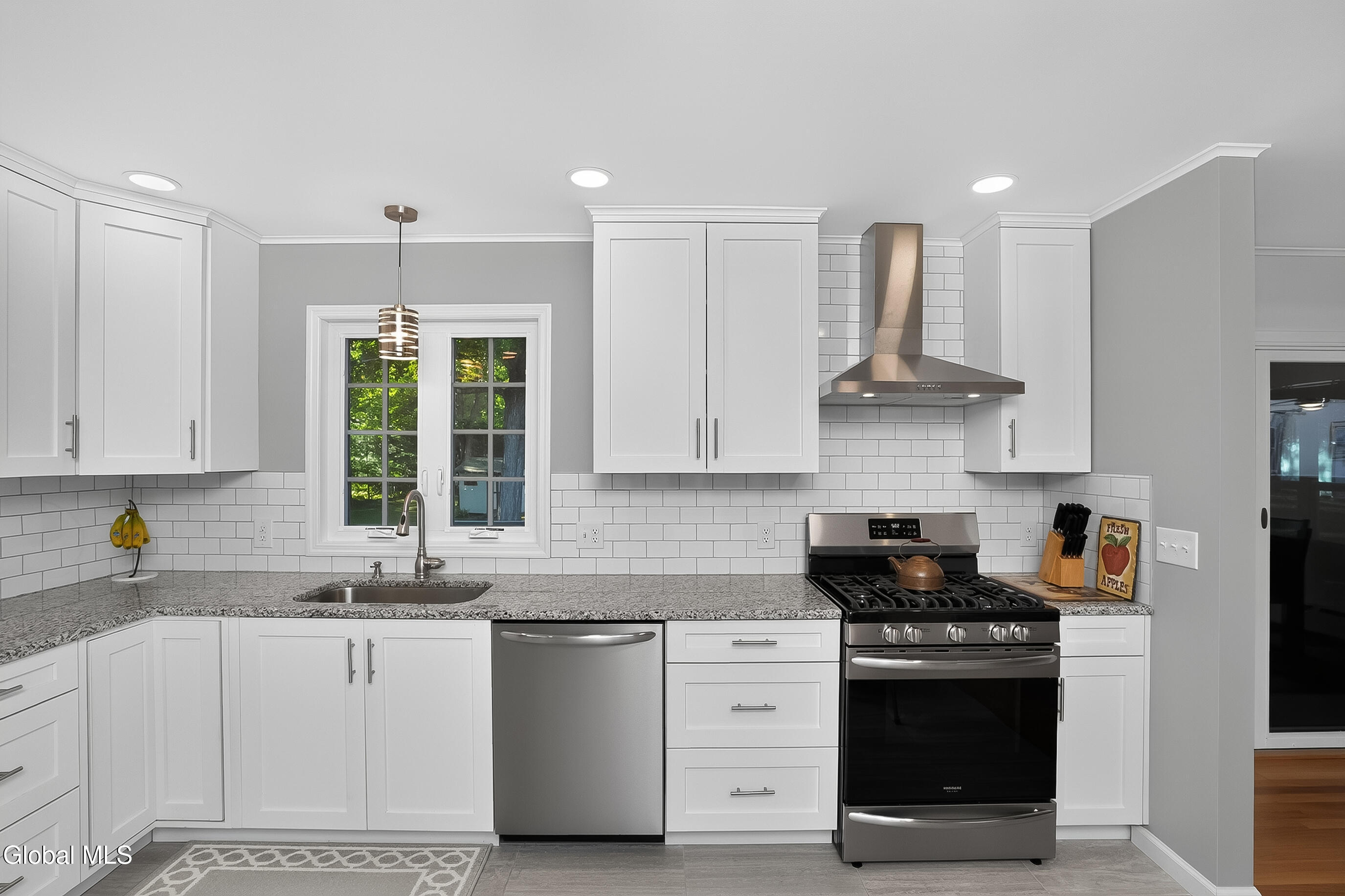 313 Pine Circle Claverack NY 12513