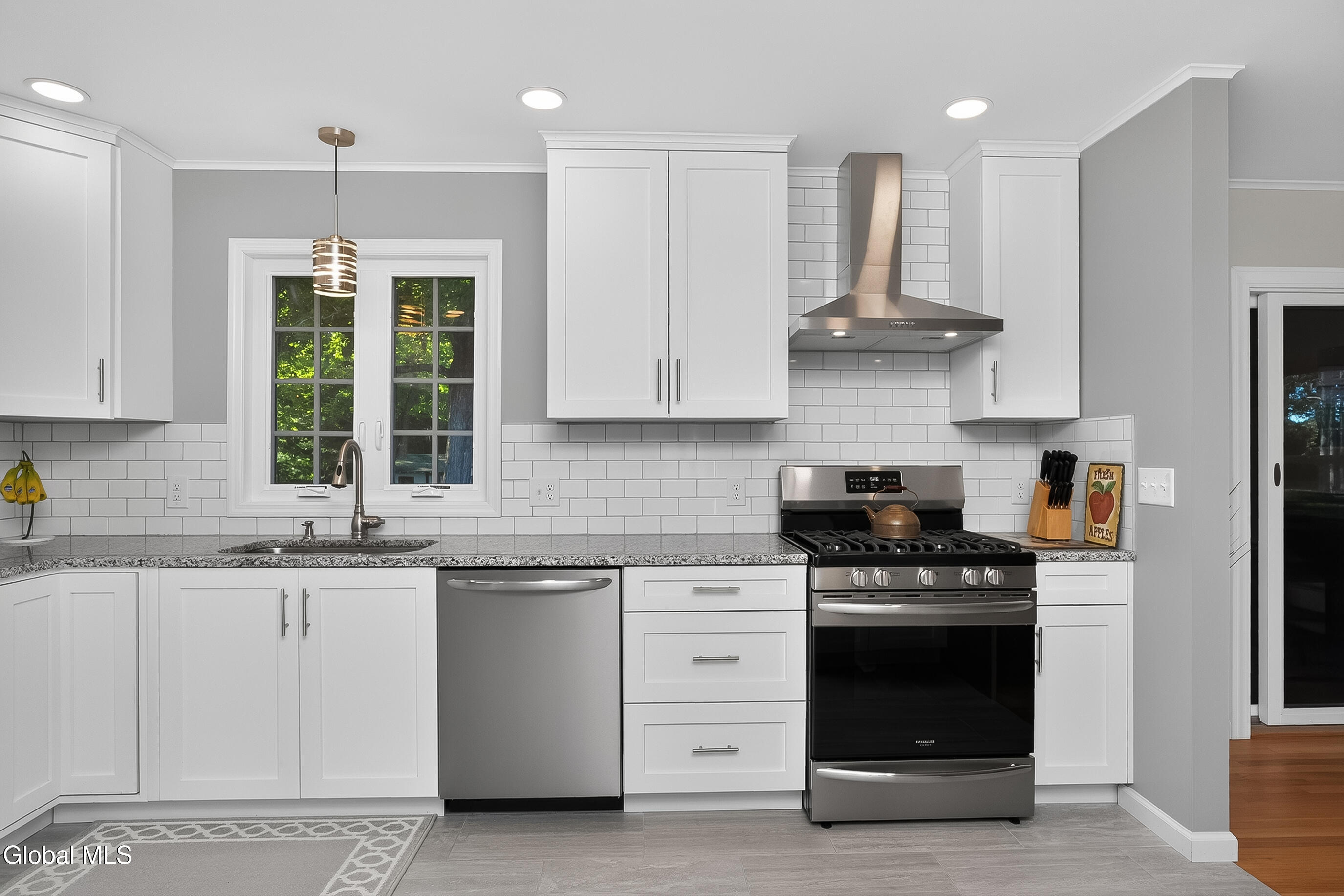 313 Pine Circle Claverack NY 12513