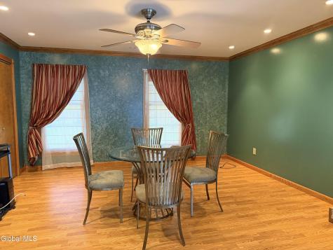 52 Haswell Road Colonie NY 12189
