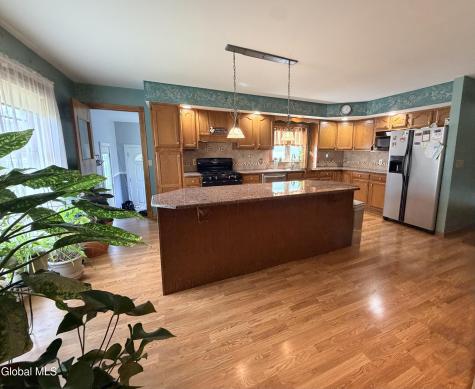 52 Haswell Road Colonie NY 12189
