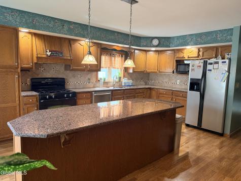 52 Haswell Road Colonie NY 12189