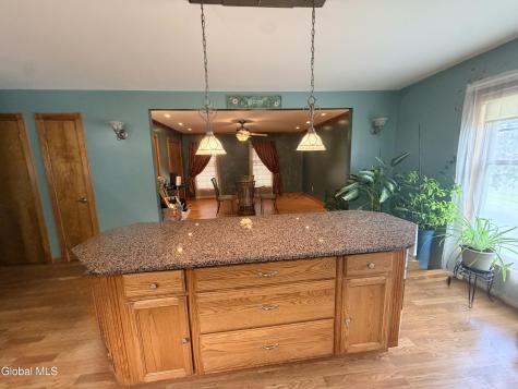 52 Haswell Road Colonie NY 12189
