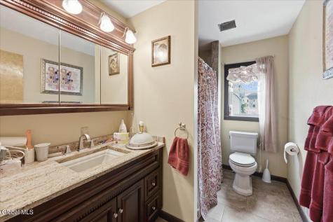 52 Haswell Road Colonie NY 12189