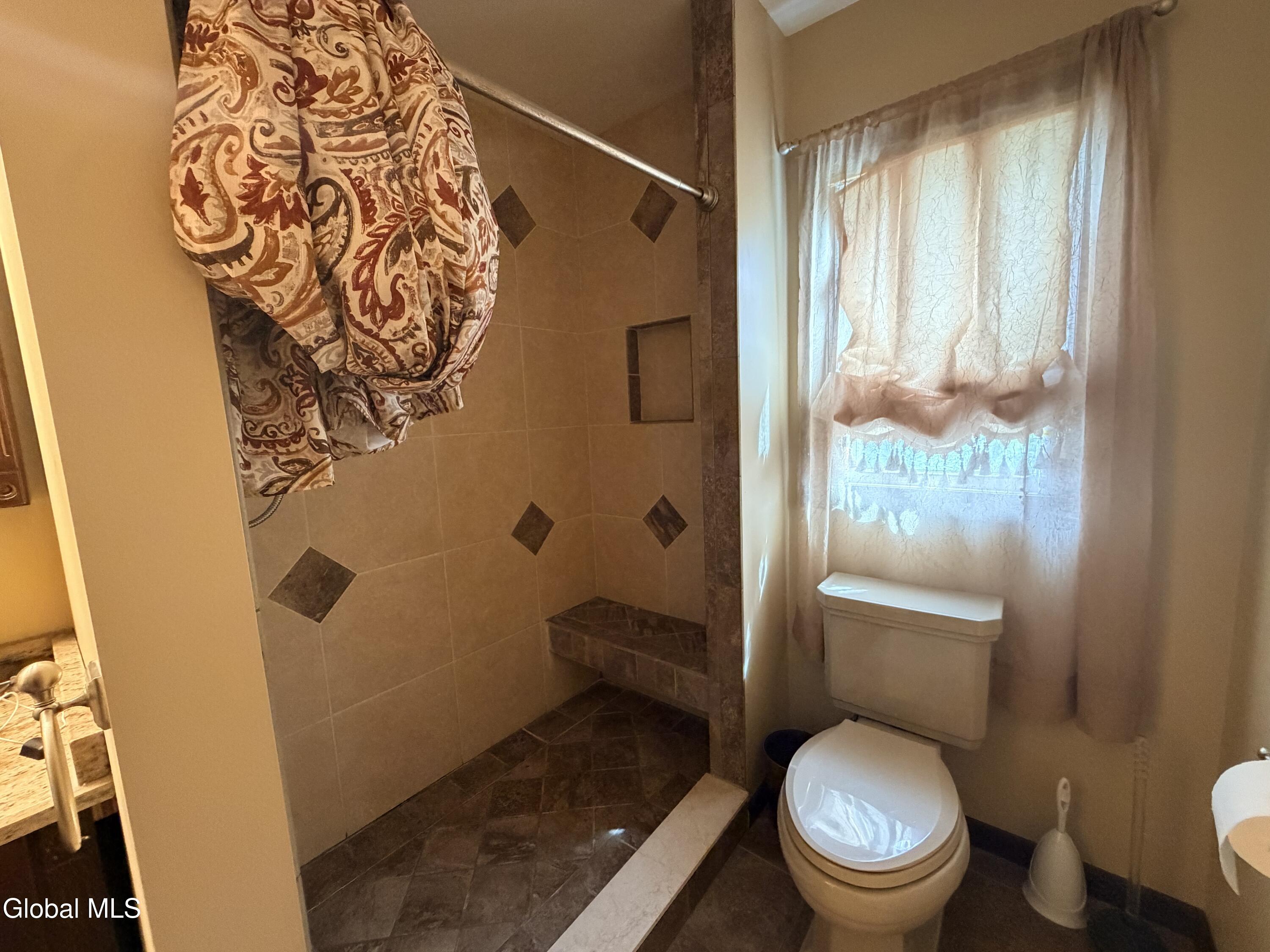 52 Haswell Road Colonie NY 12189