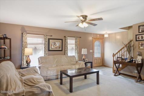 52 Haswell Road Colonie NY 12189