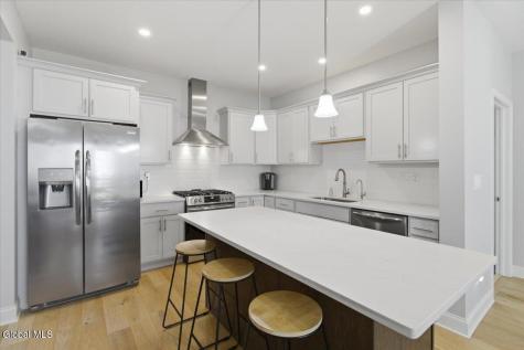 21 Tisdale Lane Clifton Park NY 12065
