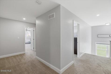 21 Tisdale Lane Clifton Park NY 12065