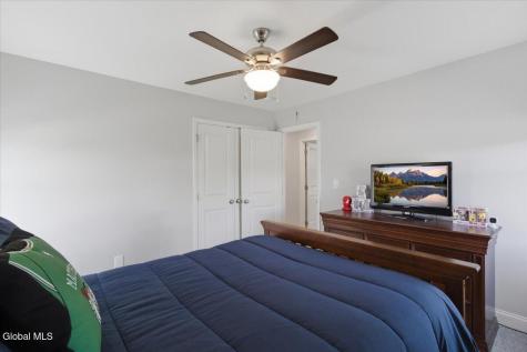 21 Tisdale Lane Clifton Park NY 12065